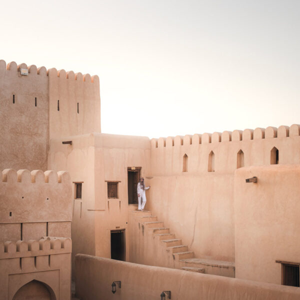 Nizwa Fort, Nizwa, Omán Nizwa Fort, Nizwa, Omán