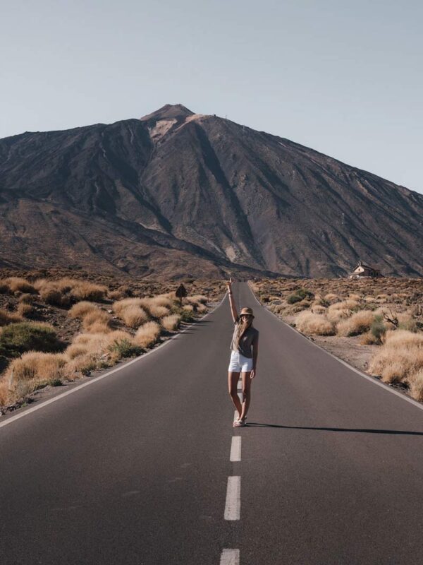 Volcán Teide visto desde la carretera del Parque Nacional, Tenerife